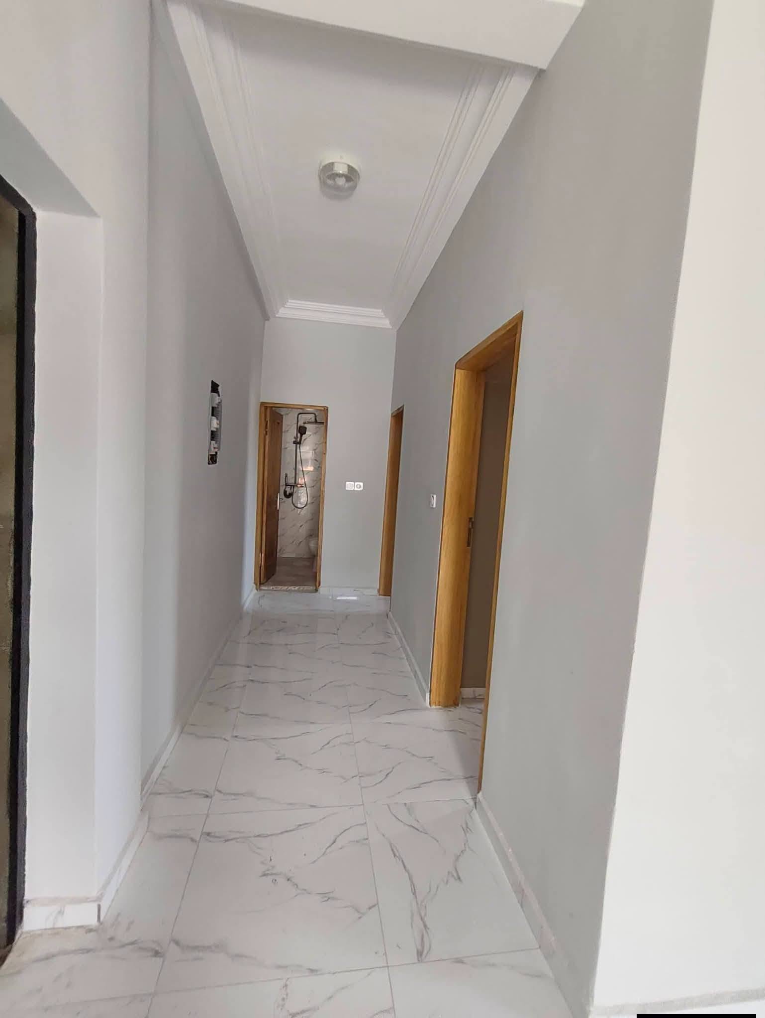 MAGNIFIQUE APPARTEMENT NEUF EMANA 100000 fcfa