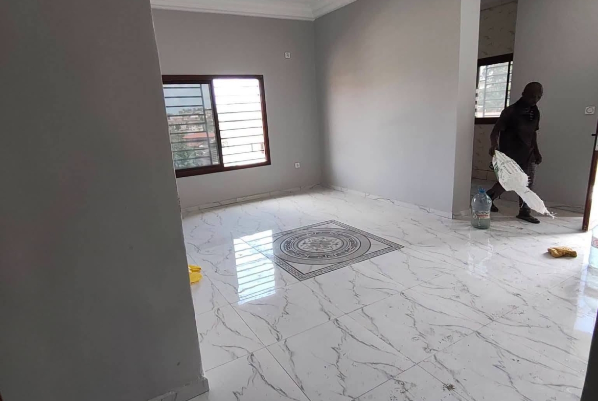 MAGNIFIQUE APPARTEMENT NEUF EMANA 100000 fcfa