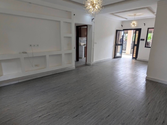 APPARTEMENT 3 CHAMBRES MESSASSI CARREFOUR 150000 FCFA