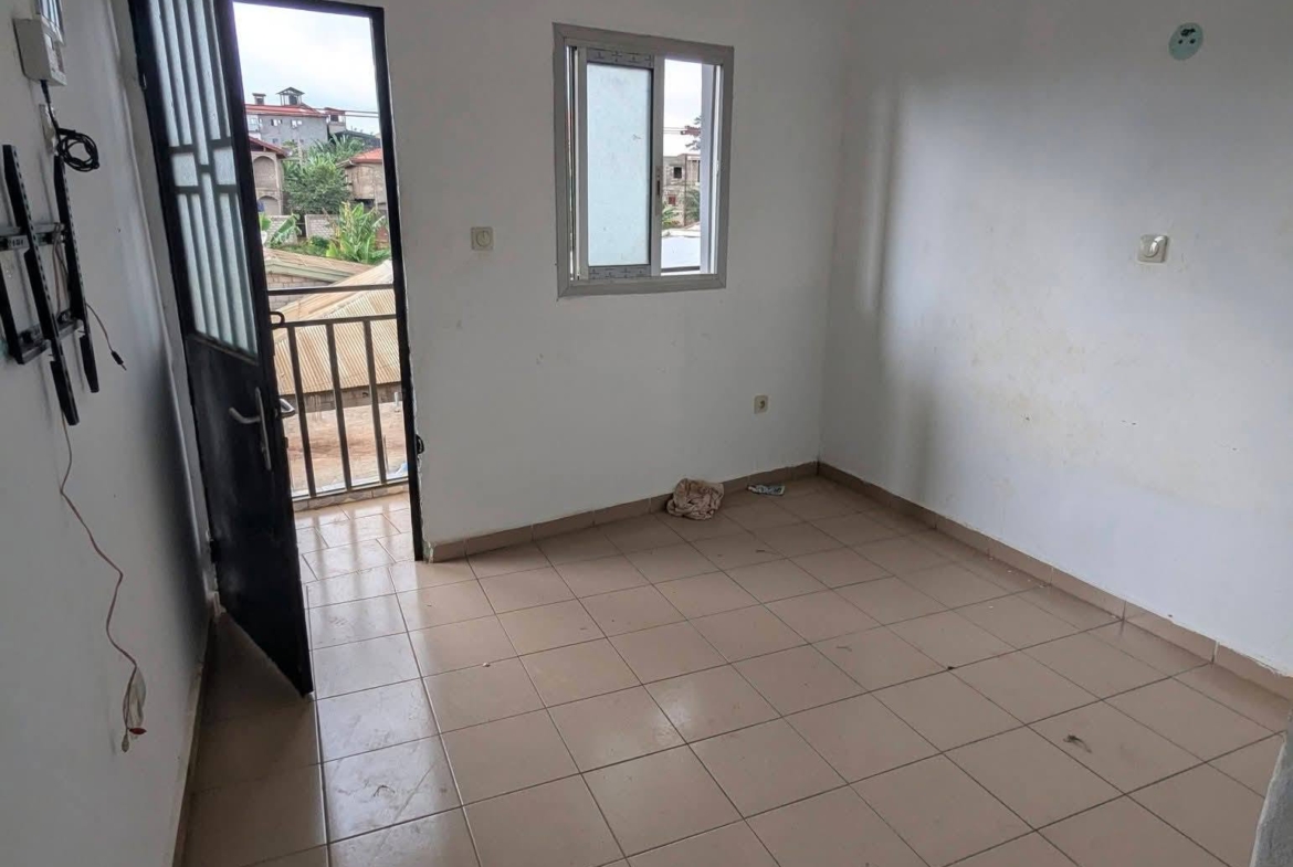 CHAMBRE MODERNE 25000 FCFA MESSASSI NYOM