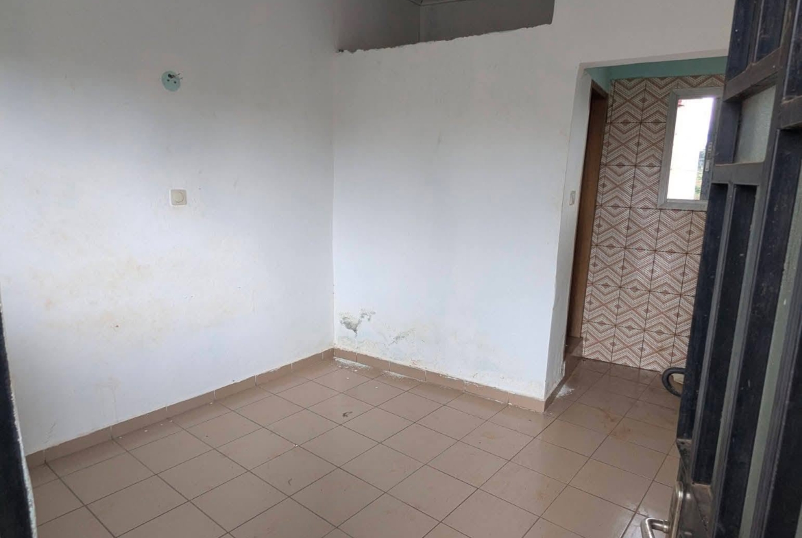 CHAMBRE MODERNE 25000 FCFA MESSASSI NYOM