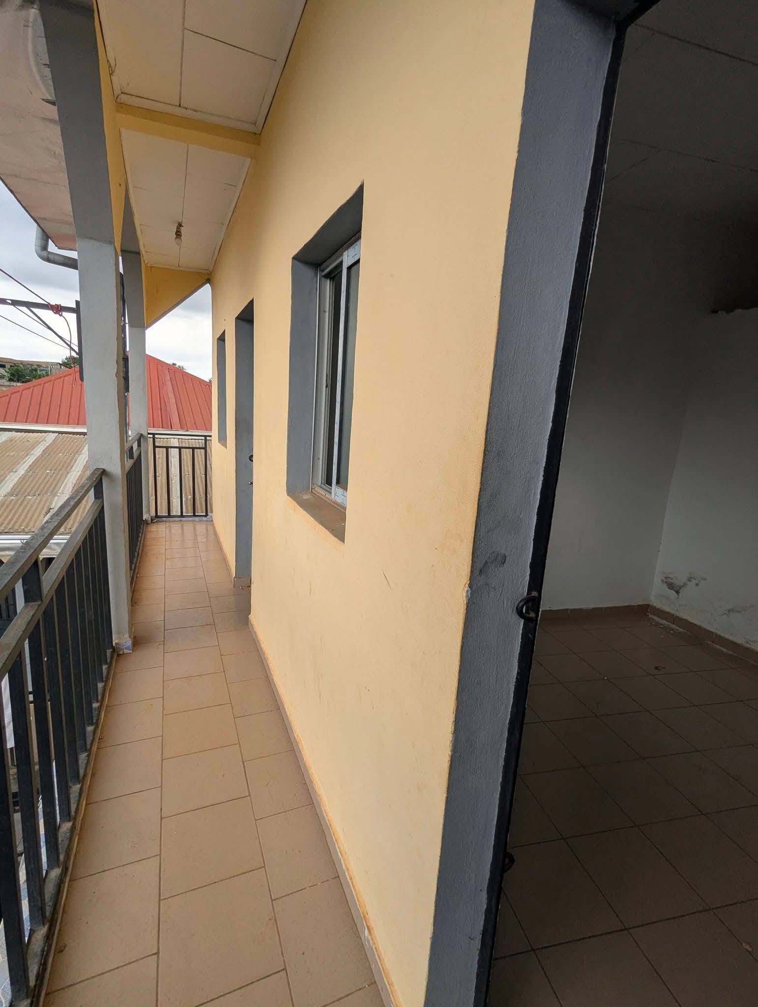 CHAMBRE MODERNE 25000 FCFA MESSASSI NYOM