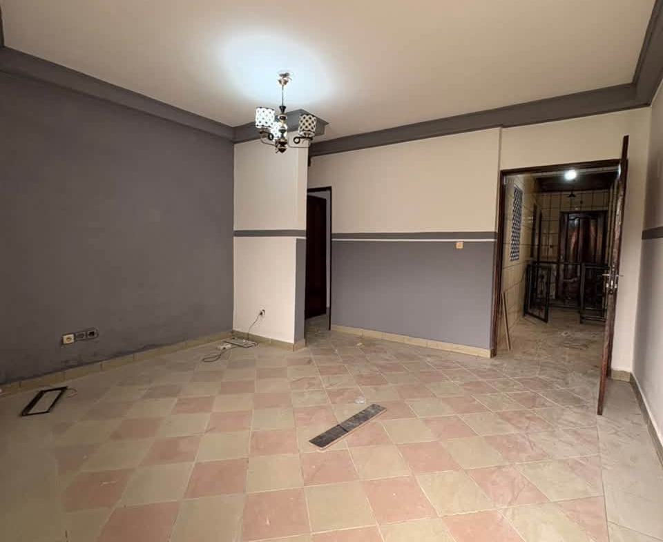JOLI APPARTEMENT À LOUER À MAKEPE EN BAS DU RHONE POULENC