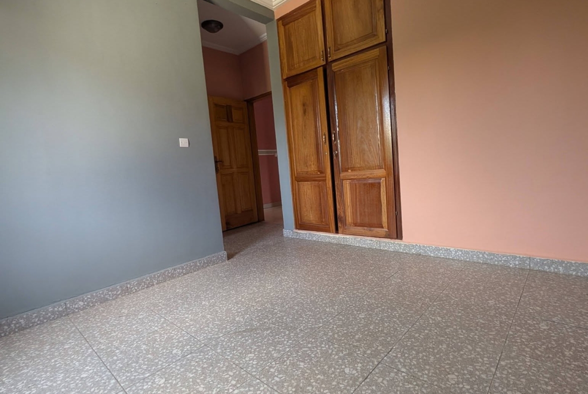 BEL APPARTEMENT À LOUER À YAOUNDÉ ODZA TERMINUS