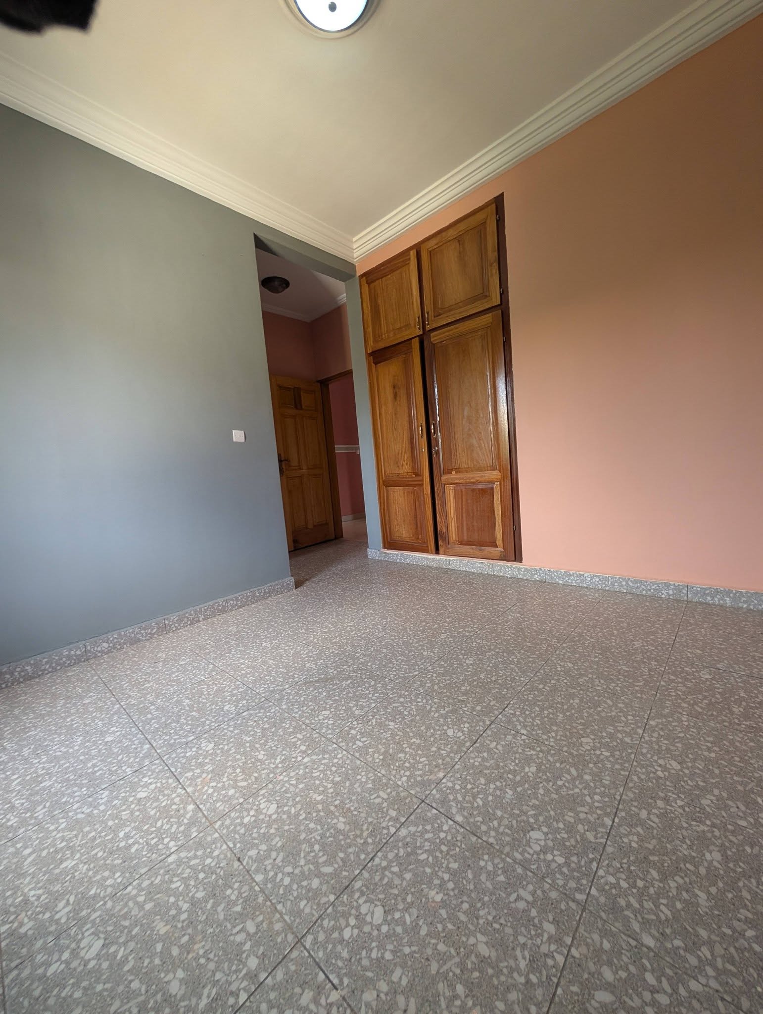 BEL APPARTEMENT À LOUER À YAOUNDÉ ODZA TERMINUS