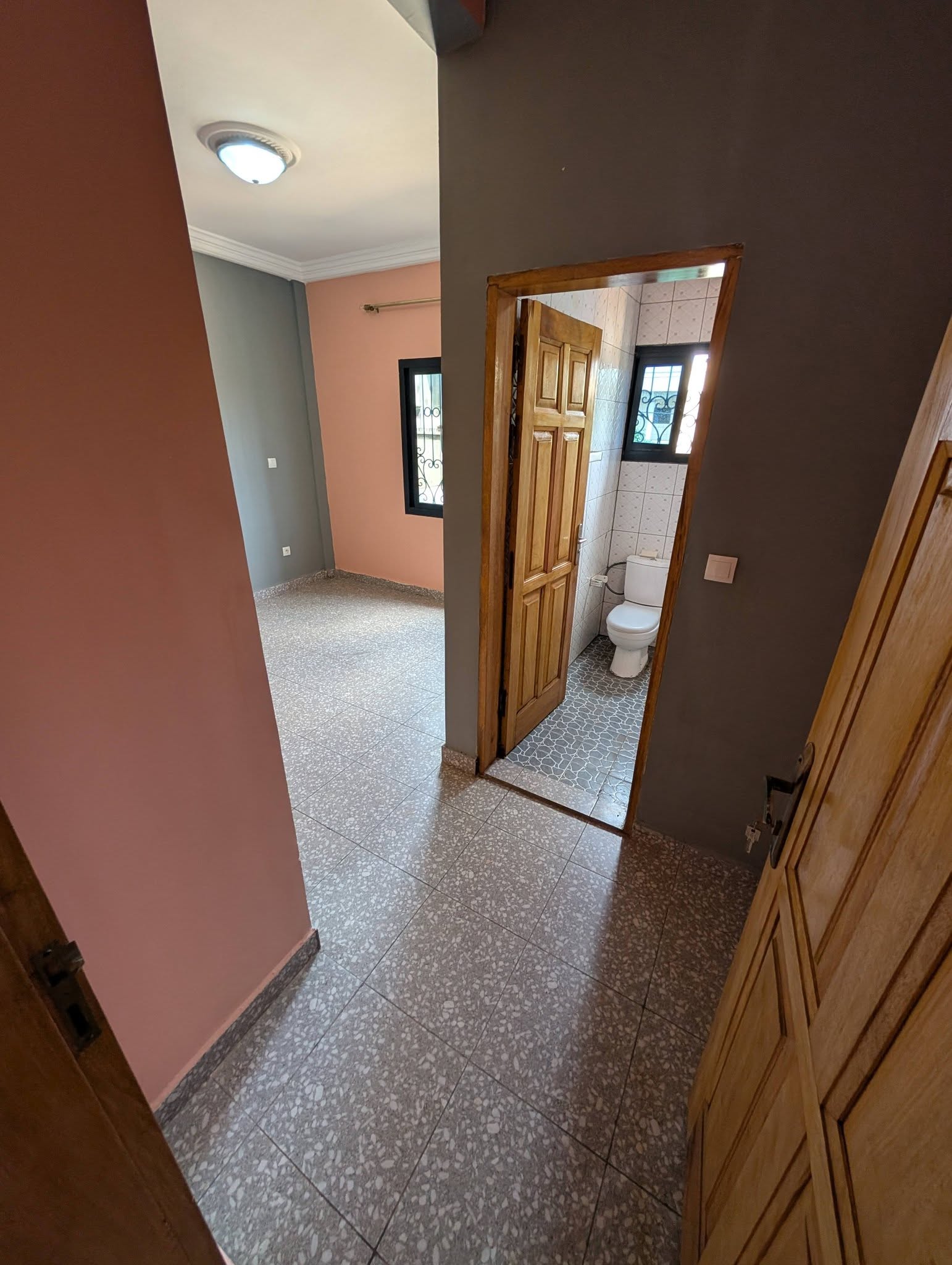 BEL APPARTEMENT À LOUER À YAOUNDÉ ODZA TERMINUS