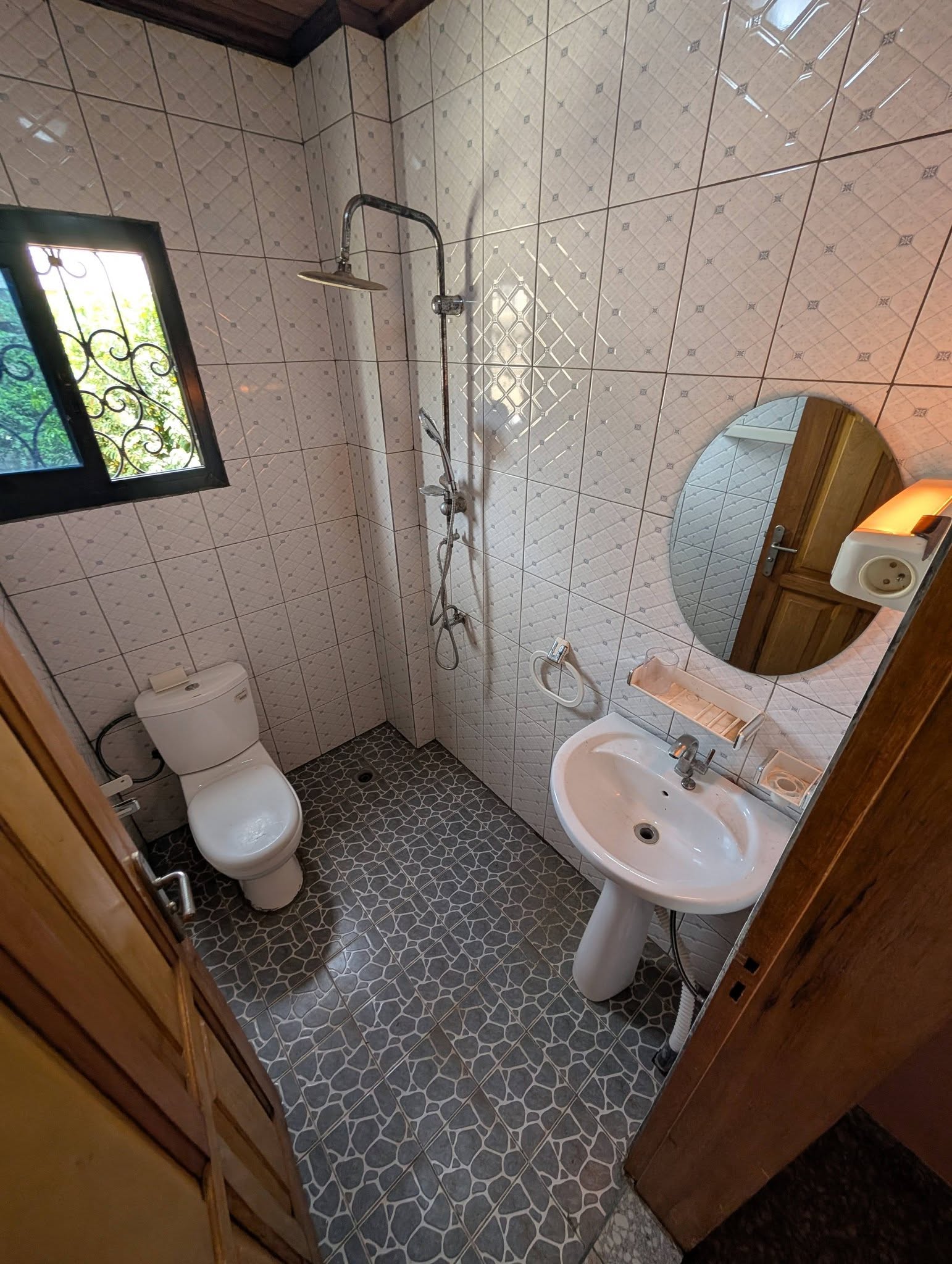 BEL APPARTEMENT À LOUER À YAOUNDÉ ODZA TERMINUS