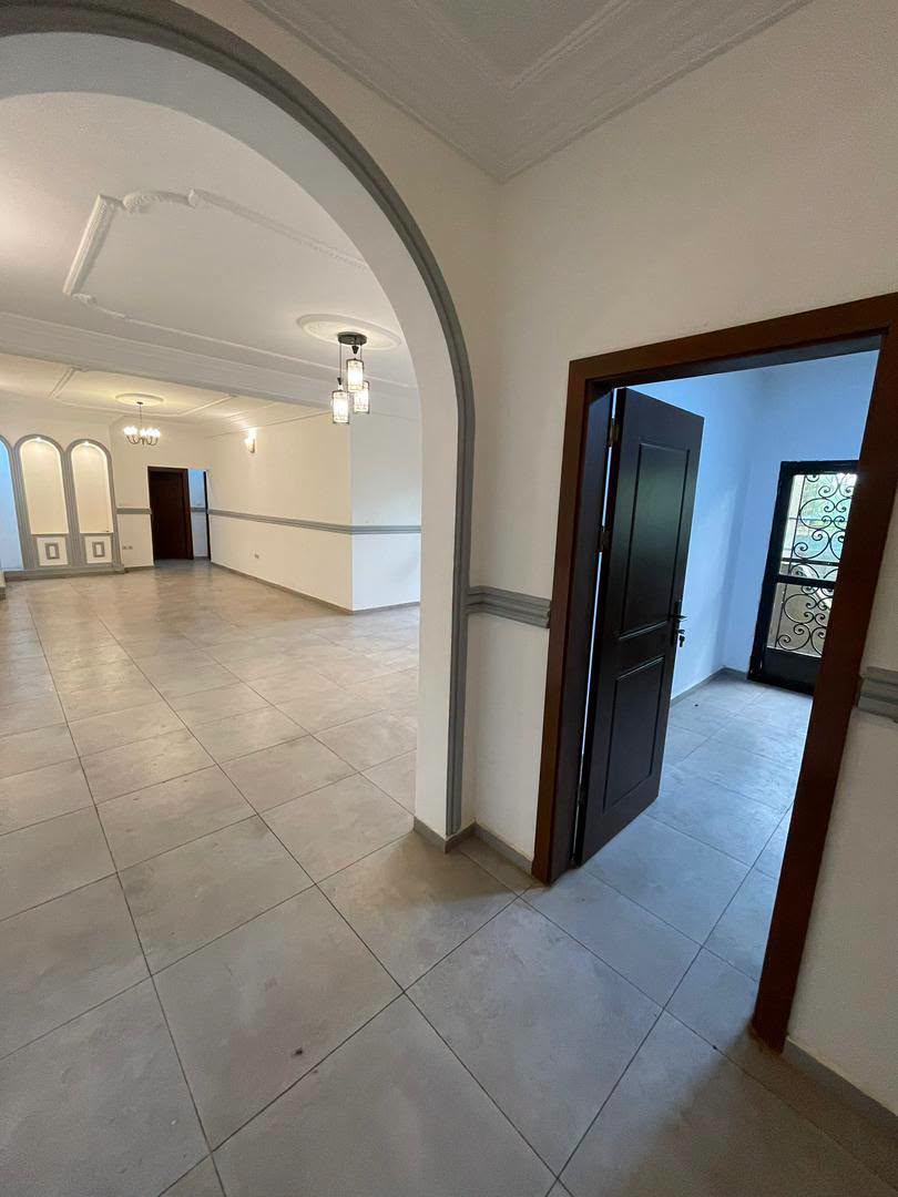 PIL_appart_messame_161026_sln3 Magnifique appartement 3 chambres à louer à Messamendongo