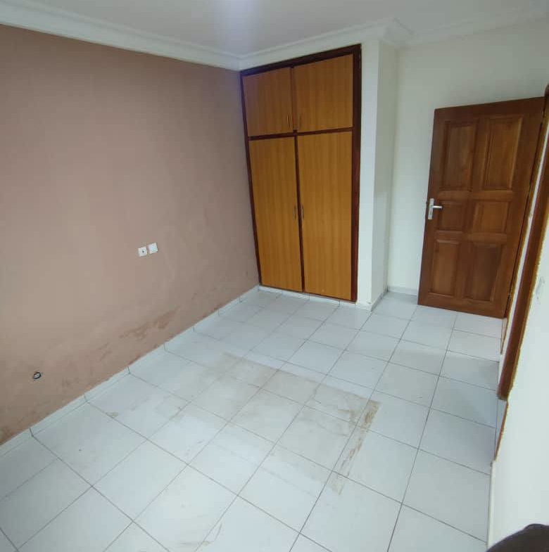 Yaoundé Ngousso appartement 2 chambres 180000 fcfa