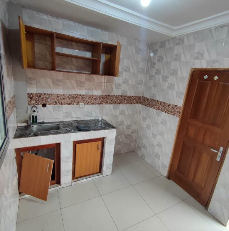 Yaoundé Ngousso appartement 2 chambres 180000 fcfa