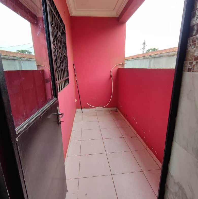 Yaoundé Ngousso appartement 2 chambres 180000 fcfa