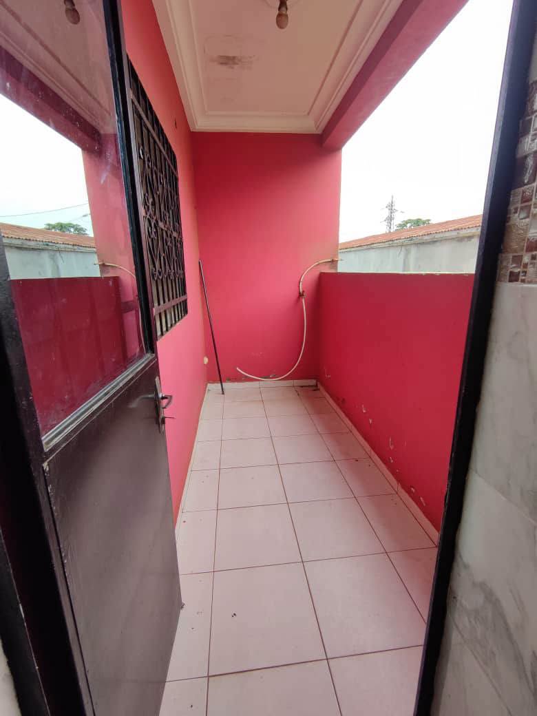 Yaoundé Ngousso appartement 2 chambres 180000 fcfa