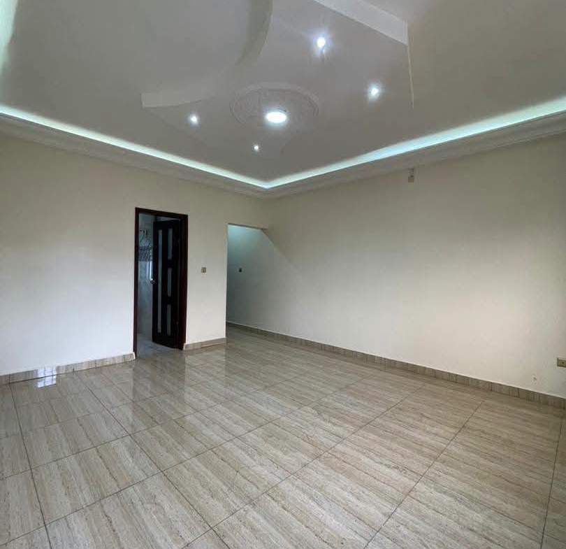 Grand appartement VIP 3 chambres Odza Auberge bleue