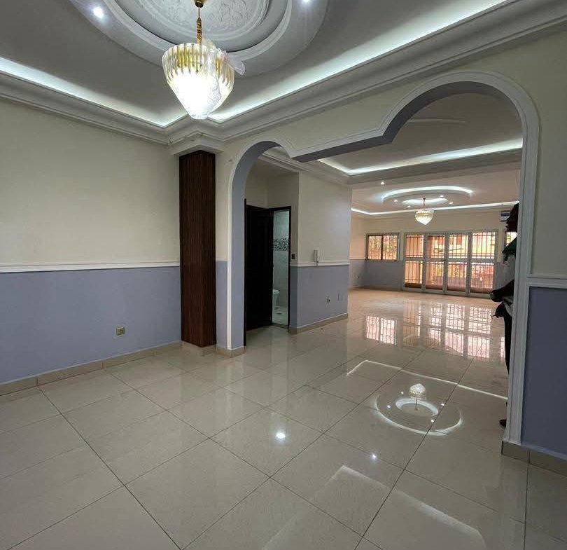 Grand appartement VIP 3 chambres Odza Auberge bleue