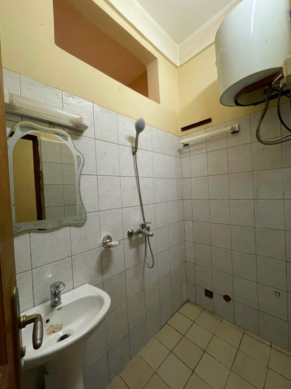 APPARTEMENT MODERNE OMNISPORT YAOUNDÉ 200000FCFA