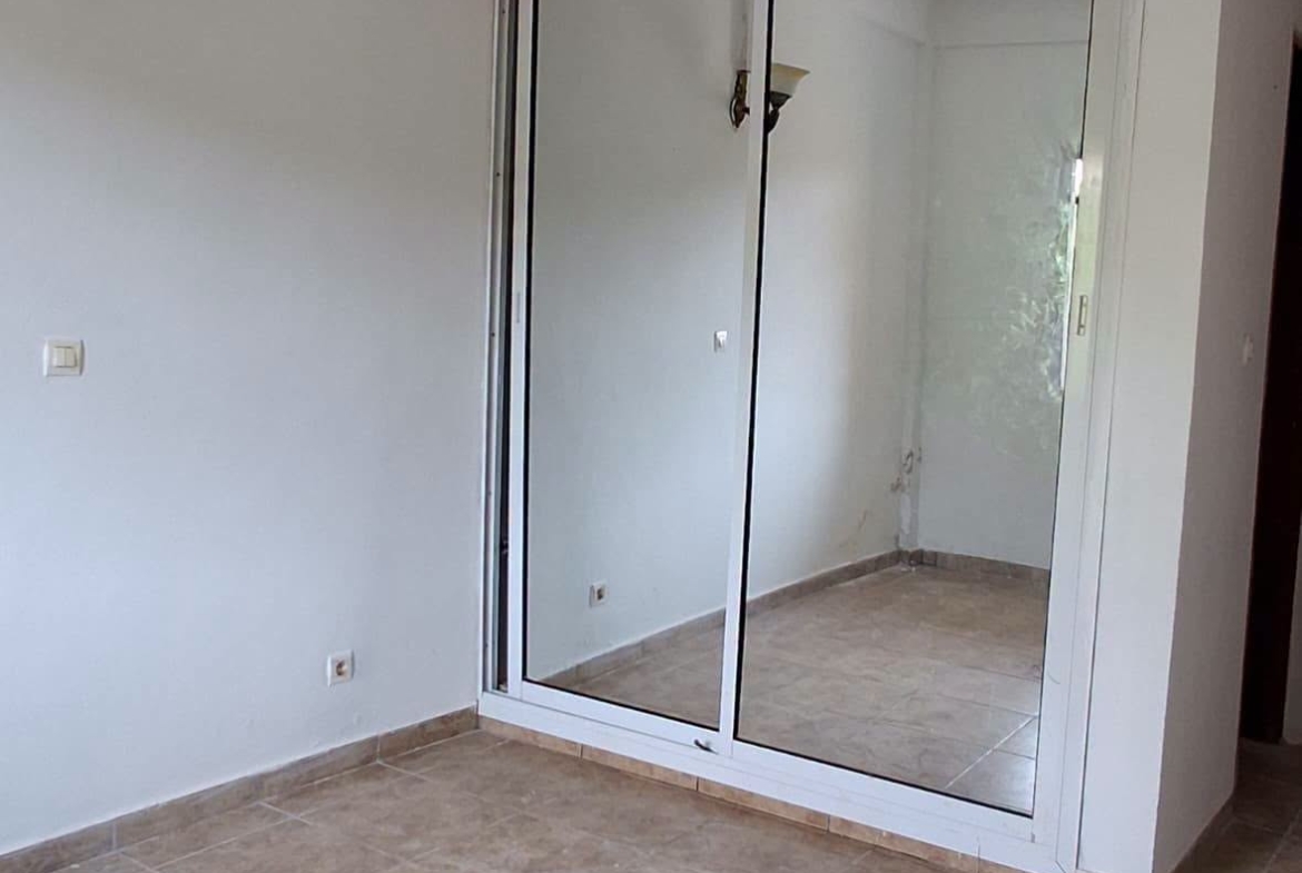 APPARTEMENT MODERNE À LOUER À TITI GARAGE, YAOUNDÉ 200000 FCFA