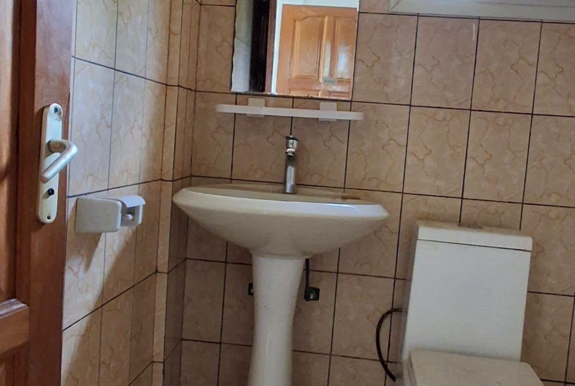 APPARTEMENT MODERNE À LOUER À TITI GARAGE, YAOUNDÉ 200000 FCFA