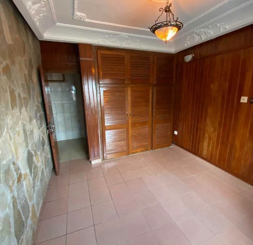 Studio VIP Climatisé à Louer à Yaoundé Bastos 150000 fcfa