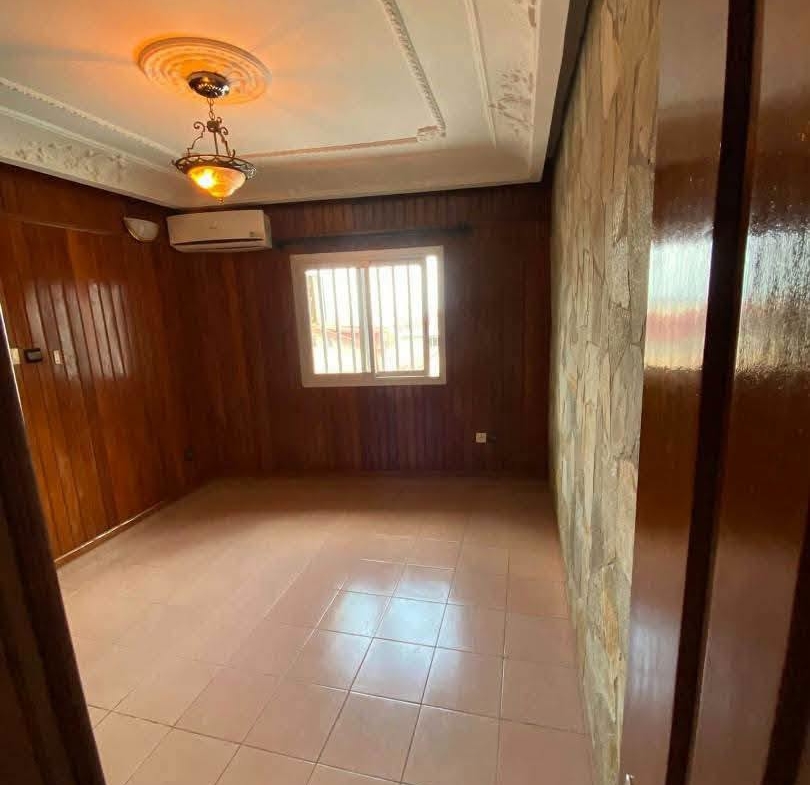 Studio VIP Climatisé à Louer à Yaoundé Bastos 150000 fcfa