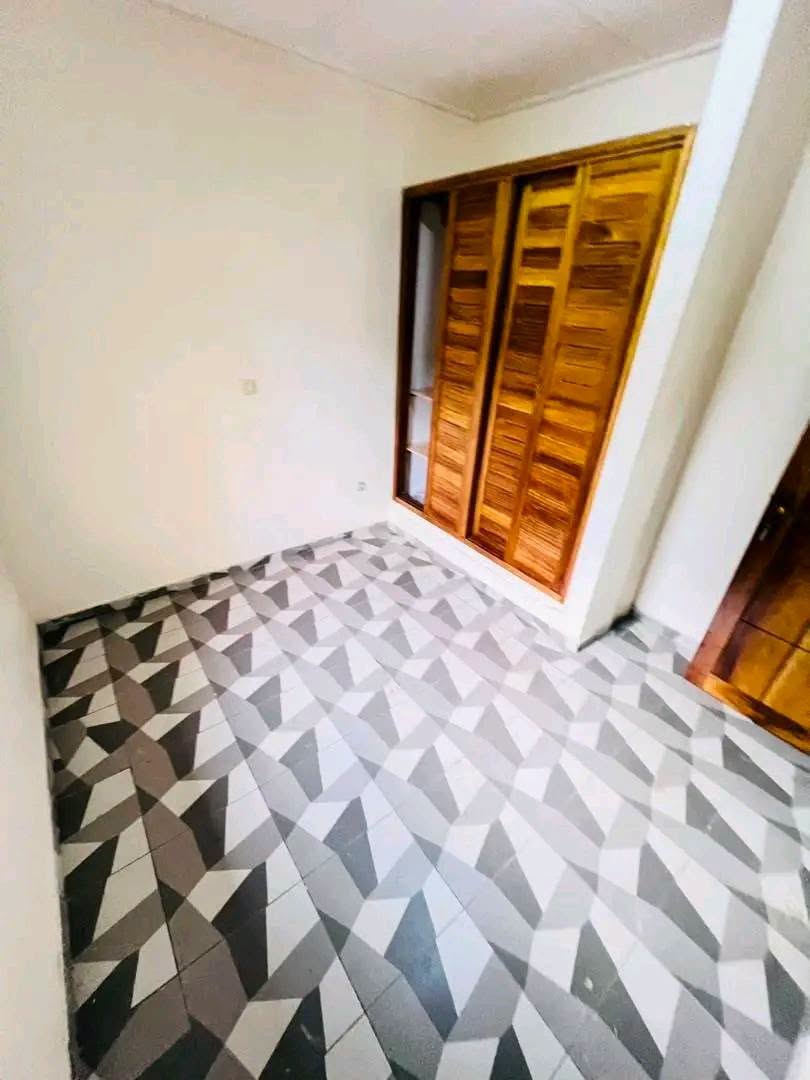 Appartement neuf haut standing 2 chambres Emana 135 000 FCFA