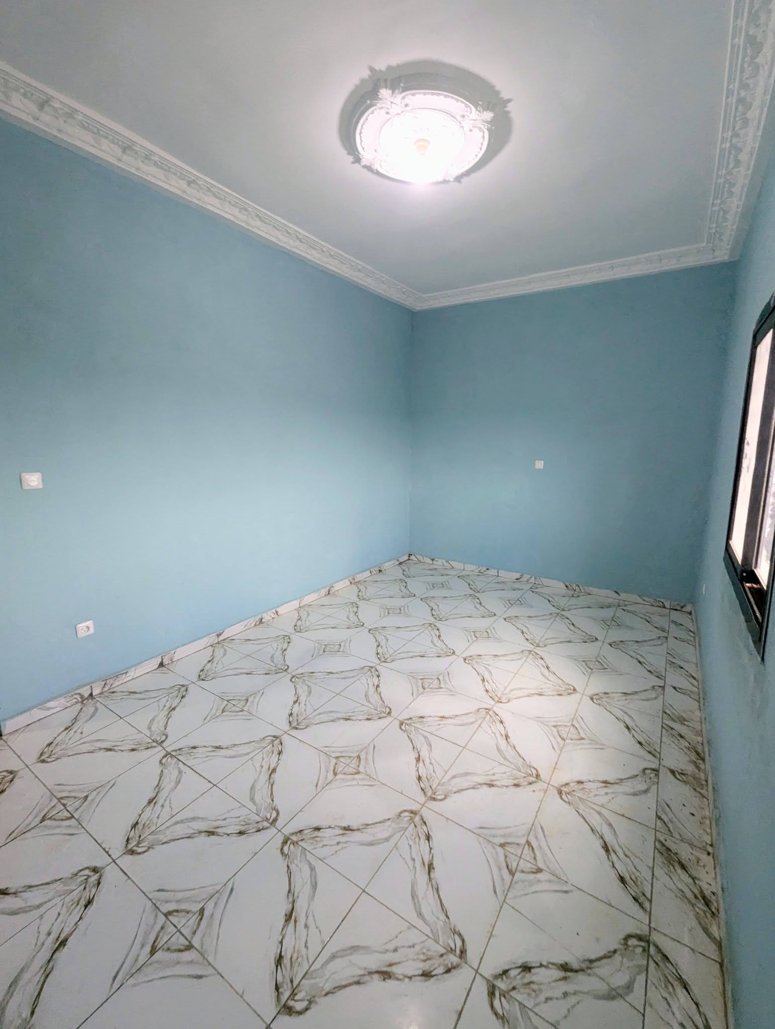 YAOUNDÉ TSINGA VILLAGE MAGNIFIQUE APPARTEMENT NEUF