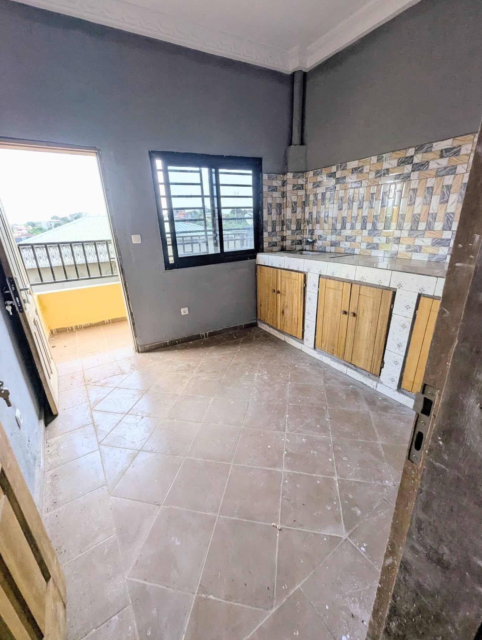 YAOUNDÉ TSINGA VILLAGE MAGNIFIQUE APPARTEMENT NEUF