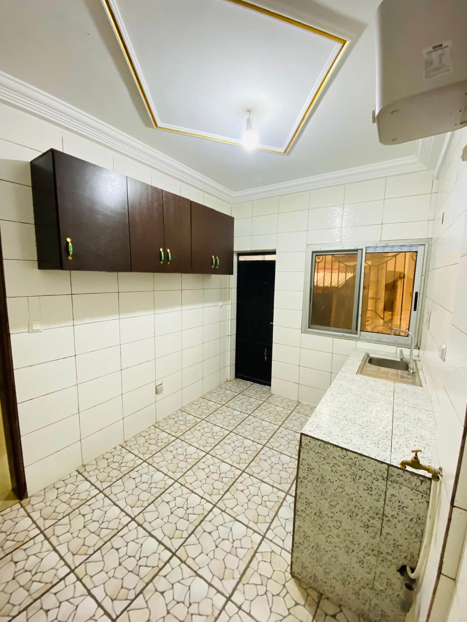 Chic appartement moderne 2 chambres Simbock Carrefour Ebanda