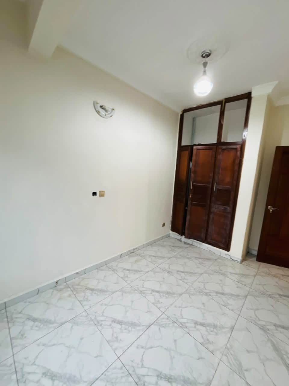 APPARTEMENT DE HAUT STANDING YAOUNDE MVAN