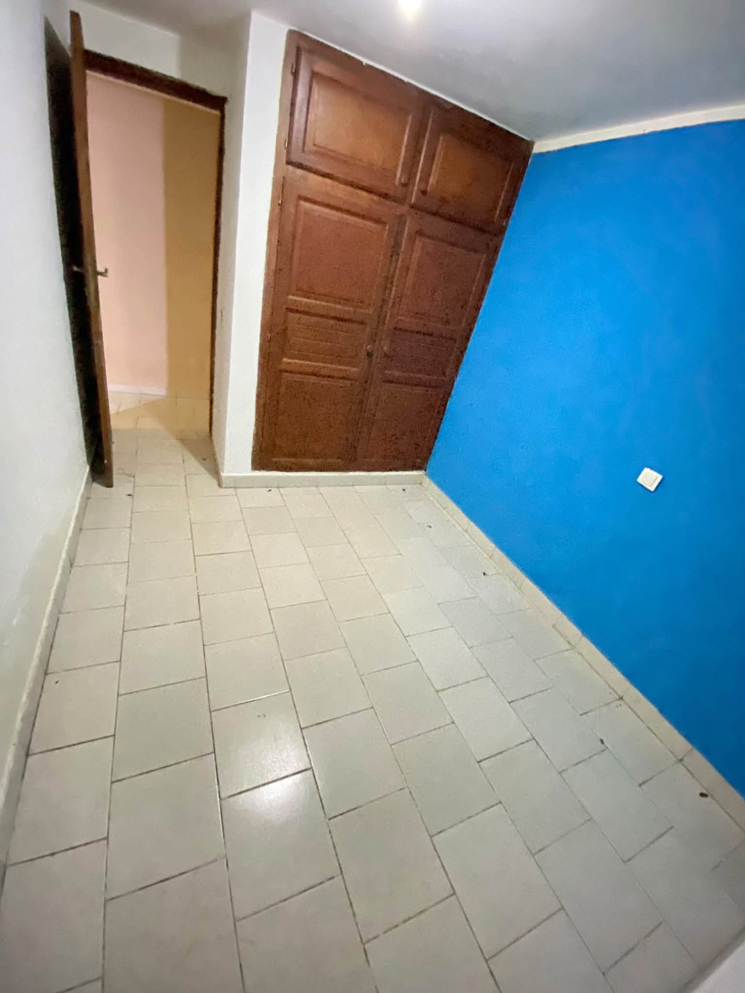 Appartement moderne à louer Nkolbisson Dagobert