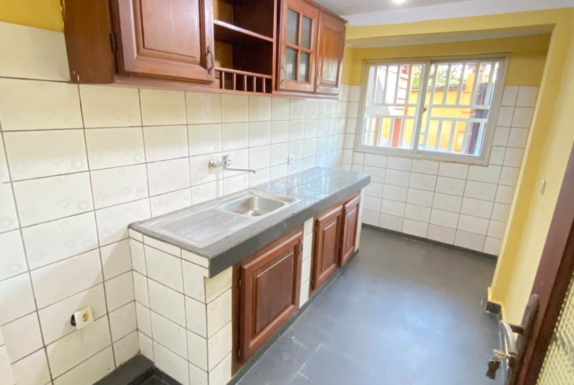 Appartement moderne à louer Nkolbisson Dagobert