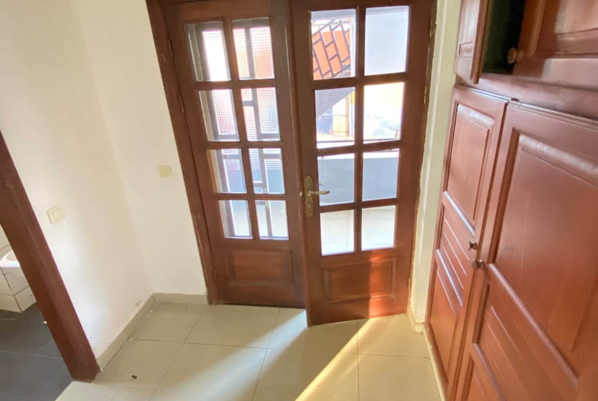 Appartement moderne à louer Nkolbisson Dagobert