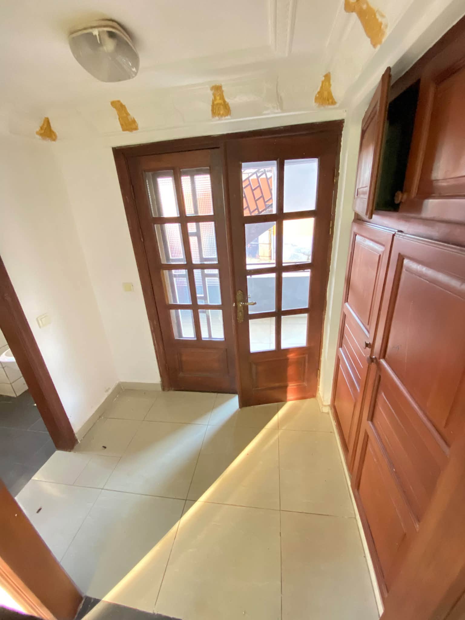 Appartement moderne à louer Nkolbisson Dagobert