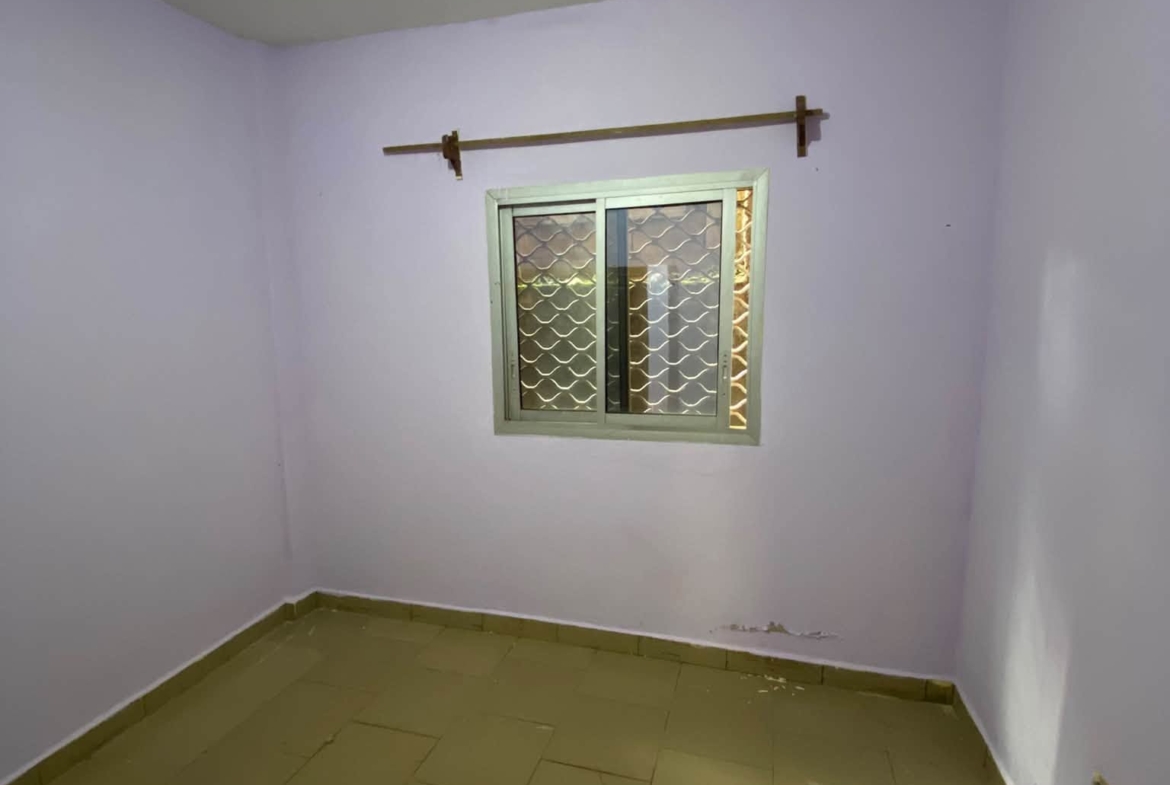 APPARTEMENT MODERNE À LOUER À NOMAYOS 90000 FCFA