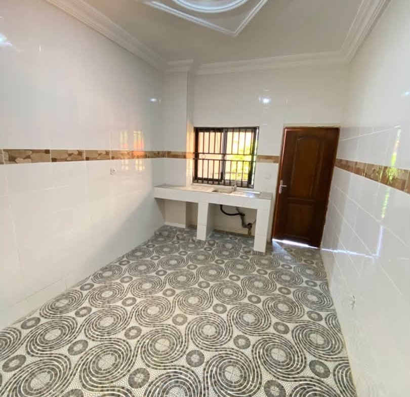 Appartement moderne haut standing carrefour Tsimi 150000 fcfa